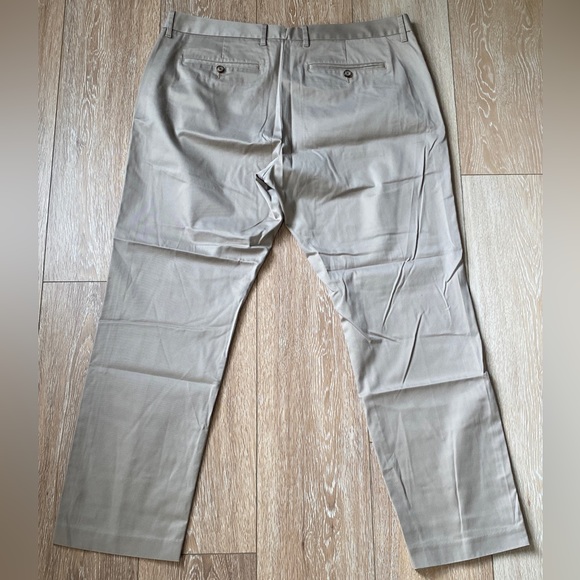 Men’s Bonobos Wednesday Slim Fit Flat Front Khaki Pants Size 38 Waist 30 Inseam - Picture 8 of 11